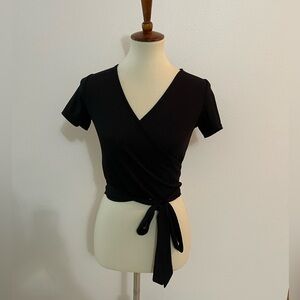 Black Tie Top‎ * Ribbed * Size Small * Excellent condition